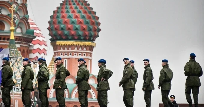 Парад на 9 мая в Москве пройдет без военной техники