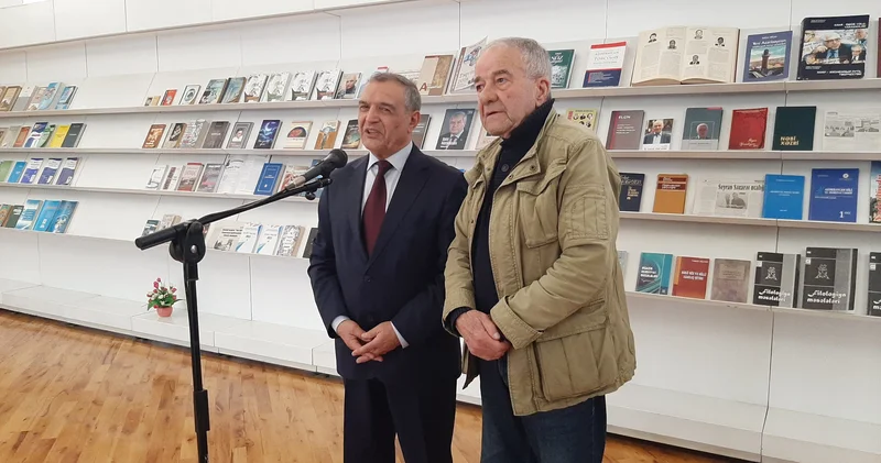 Milli Kitabxanada 80 yaşlı söz ustadına həsr olunan yubiley sərgisi FOTOLAR