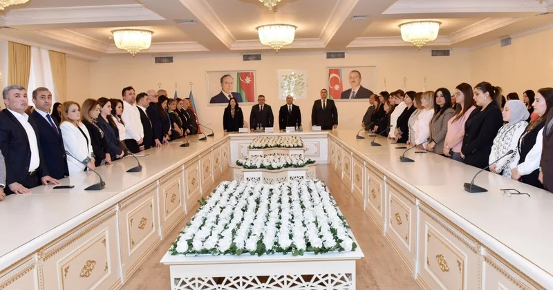 Sumqayıt Tibb Mərkəzi “Nur saçan ömür yolu” adlı elmi praktik konfrans keçirdi FOTOLAR