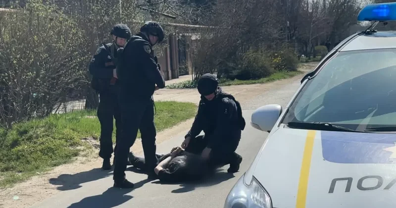 Мужчина взорвал гранату возле магазина в Харькове: ПОДРОБНОСТИ