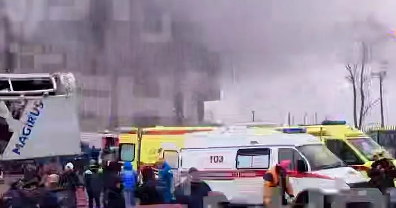 Крупный пожар на стройке в Москве, число жертв растет ВИДЕО