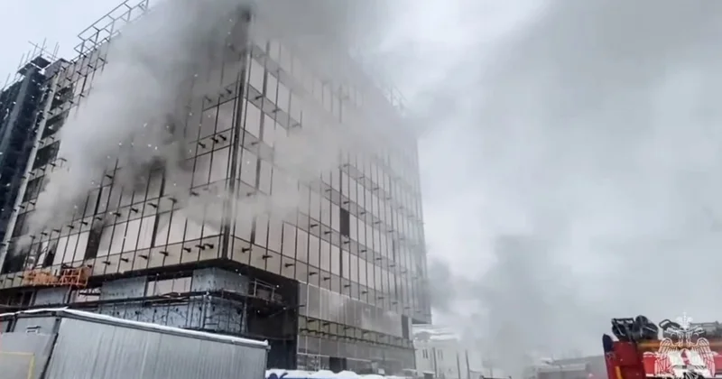 Moskvada yanğında 3 nəfər ölüb, 7 yaralı var