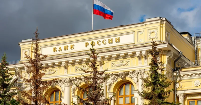 ЦБ против использования криптовалюты в расчетах внутри России