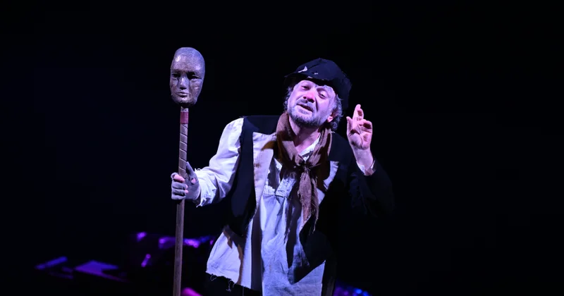Zəncirlənmiş Prometey Milli Dram Teatrının səhnəsində