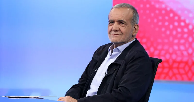 Pezeşkian çıxışında Azərbaycan dilindəki sözə farsca qarşılıq tapa bilmədi VİDEO
