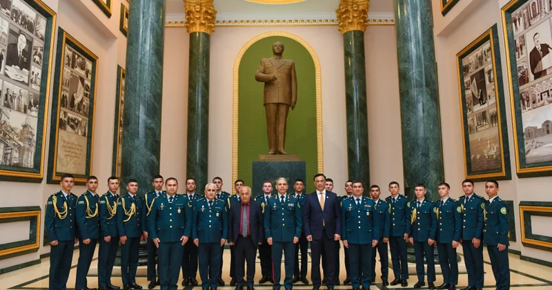 Состоялась научная конференция на тему Общенациональный лидер Гейдар Алиев автор Конституции независимого Азербайджана