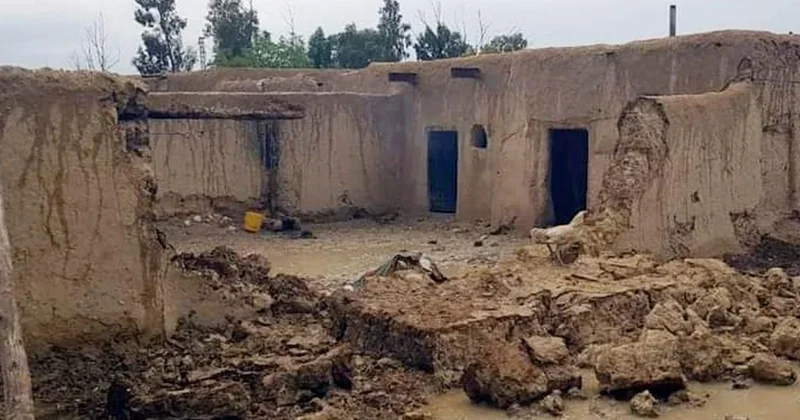 Pakistanda fırtına faciəsi: 25 nəfər həyatını itirib