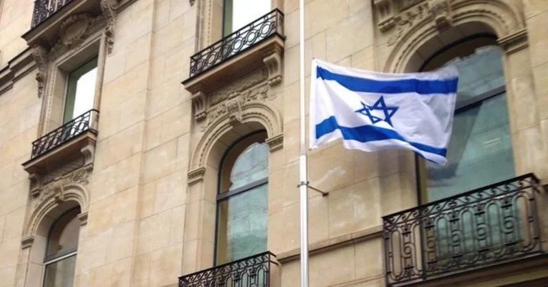 Parisdə İsrail səfirliyi şübhəli bağlama səbəbi ilə mühasirəyə alınıb