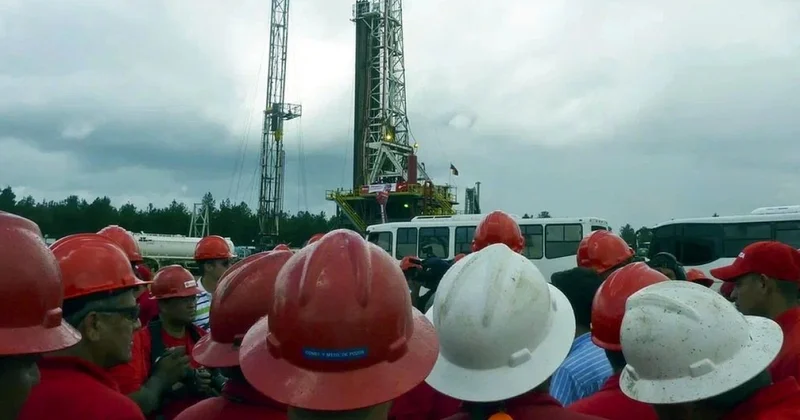Нефтегиганту запретят добычу нефти в Венесуэле
