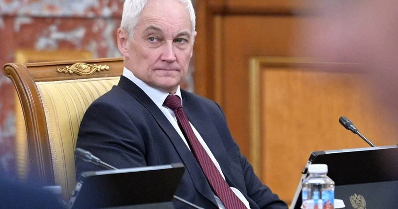 Rusiyanın müdafiə naziri: Regiondankənar qüvvələr Cənubi Qafqazda fəallaşır