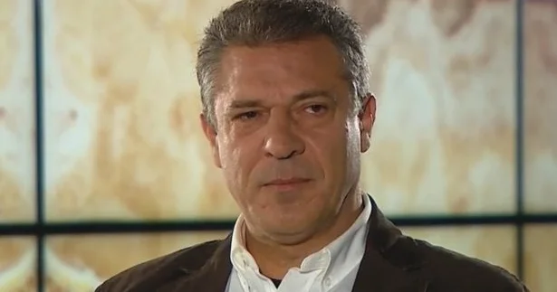 Vəli Qasımov: Finala yüksəlmələri münasibəti ilə təbrik də etdim
