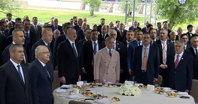 Liderlər bayramı Həkəri sahilində qeyd edir Video