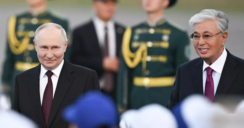 Церемония официальной встречи Путина в Астане