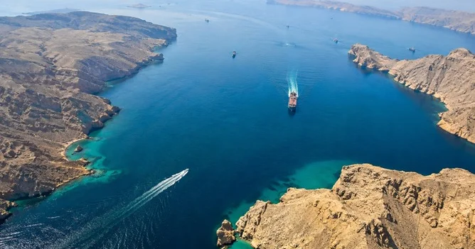 Tramp bu dəfə Omanı hədələdi: Havaya uçurarıq