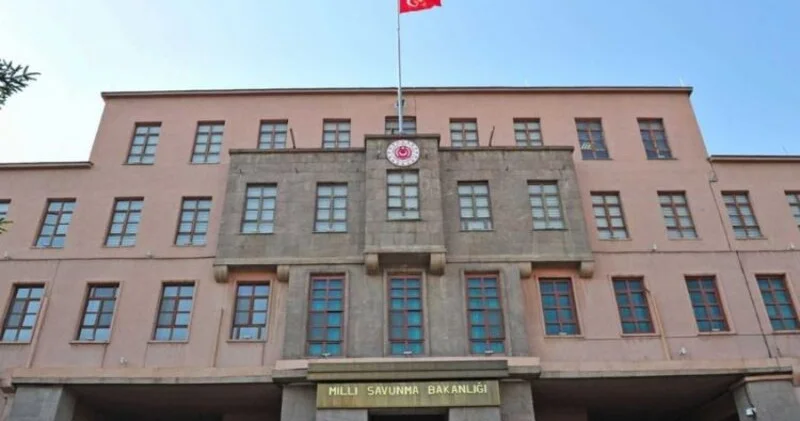 Türkiyə Milli Müdafiə Nazirliyi Azərbaycanı təbrik etdi FOTO