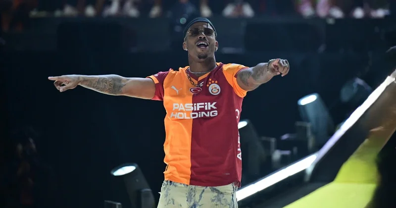 Təcrübəli futbolçu Qalatasaray dan ayrıla bilər