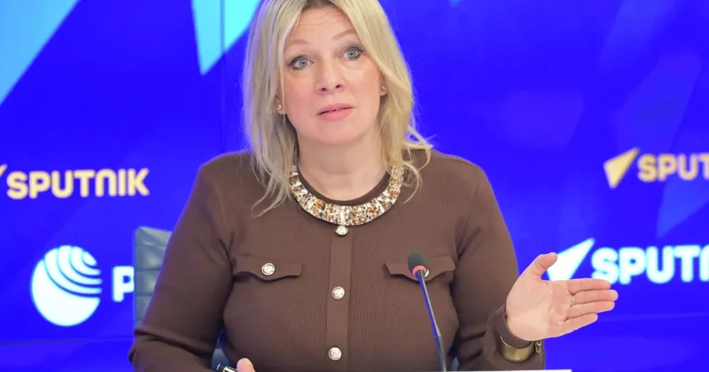 Захарова ответила Каллас строчкой из песни