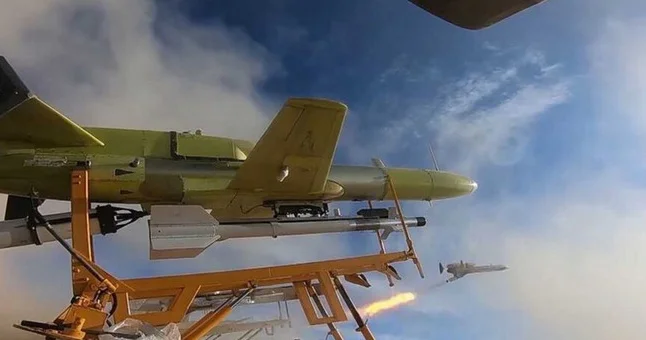 ABŞ İranın pilotsuz aparat buraxılış qurğusunu vurub