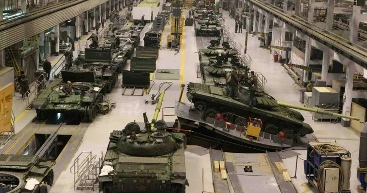 ​Rusiyada daha bir hərbi korrupsiya qalmaqalı Bu dəfə tank istehsalında