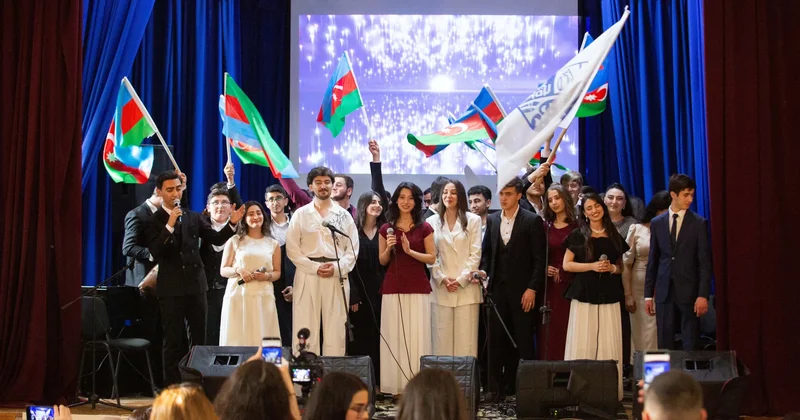 “Səhnədə işıqlar yananda” adlı təntənəli konsert keçirilib