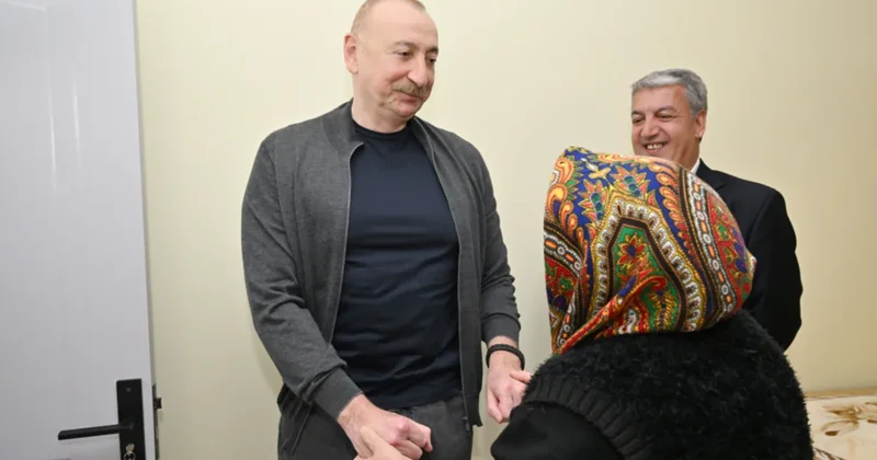На странице президента Ильхама Алиева в соцсети опубликован видеоролик с поездки в Шушу