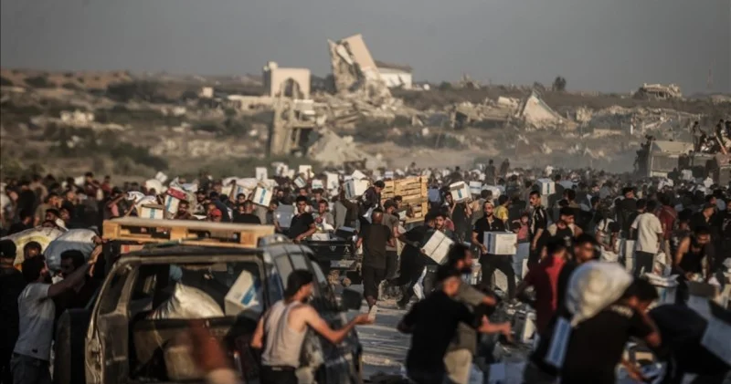 UNRWA: Qəzzadakı yardım mərkəzləri “ölüm meydanlarına” çevrilib