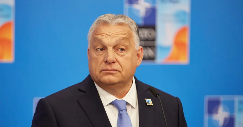 Orban Ukraynanın NATO ya daxil olmasını barut çəlləyinin yandırılması ilə müqayisə edir