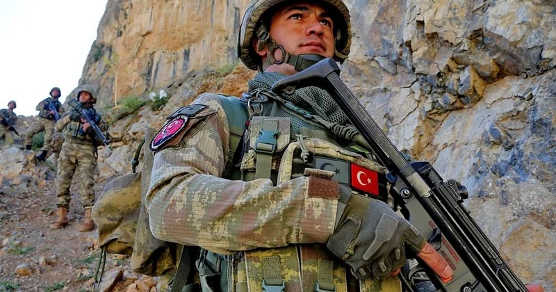 PKK Türkiyə hərbçilərinə hücum etdi 10 yaralı