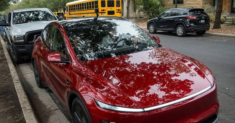 Маск: Tesla впервые сама доехала до покупателя на день раньше срока