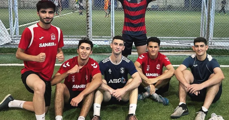 Edqar Adilxanov minifutbol oynayır?