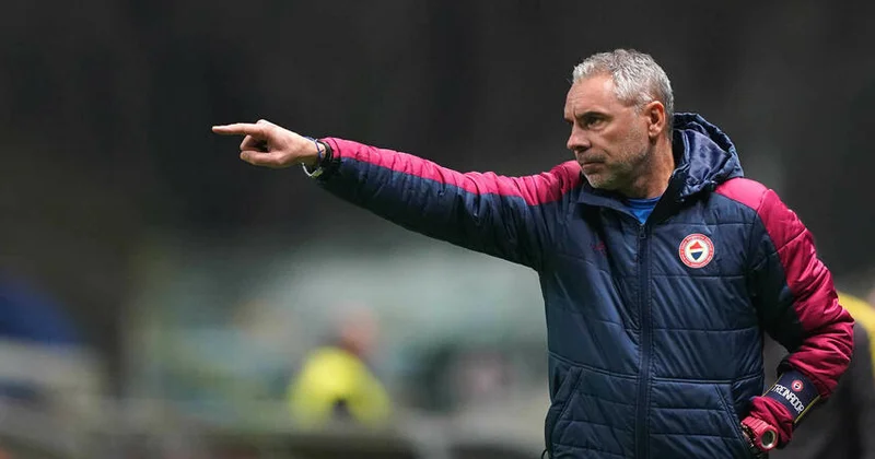 Portuqaliyalı məşqçi “Neftçi”nin futbolçusunu bəyənmədi, rəhbərlik ondan vaz keçdi