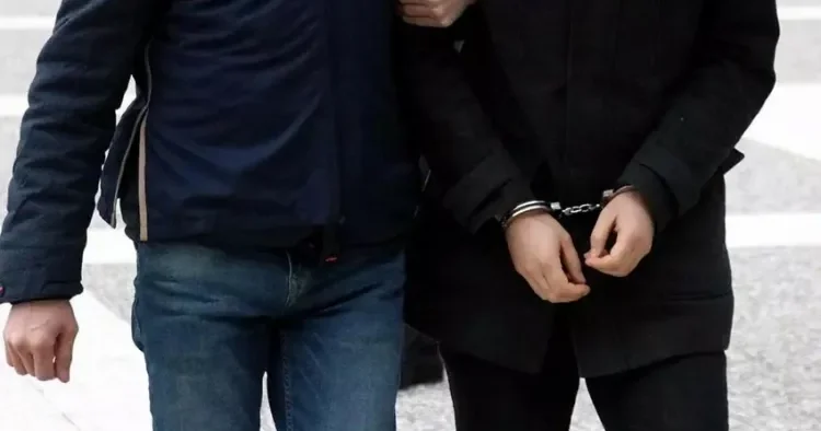 Türkiyə polisindəki FETÖ cülər həbs OLUNDU