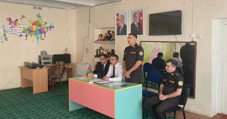 Жителей различных регионов Азербайджана обучили правилам поведения при ЧС