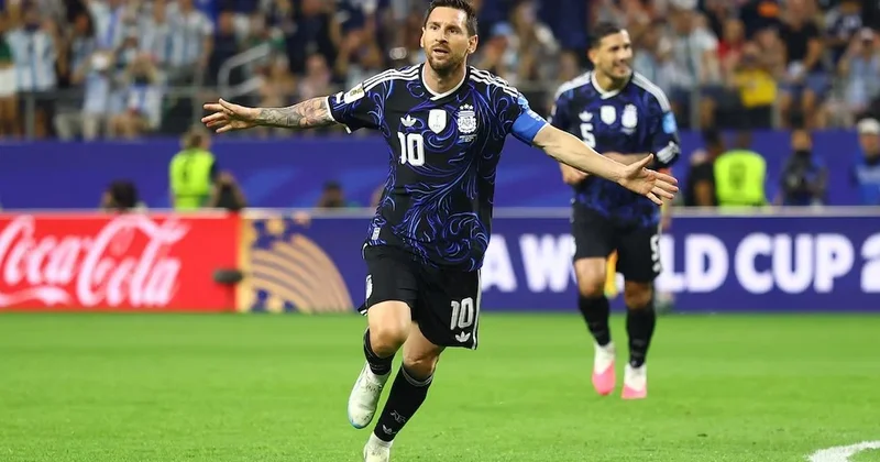 Messi altıncı qolunu vurdu, Argentina Kabo Verdeyə rəqib oldu VİDEO