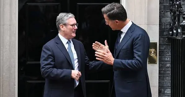 Starmer Rütteni əvəz edə bilər