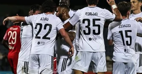 Zirə nin rəqibi finala vəsiqə qazandı