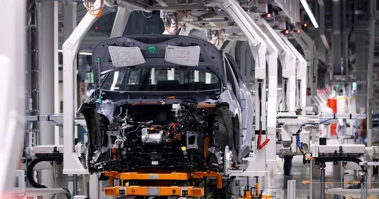 Alman avtomobil sənayesi Çin faktoruna görə ixtisarlara başlayıb