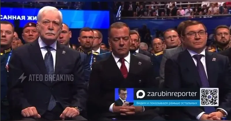 Dmitri Medvedev Putinin çıxışı zamanı yuxuya getdi VİDEO