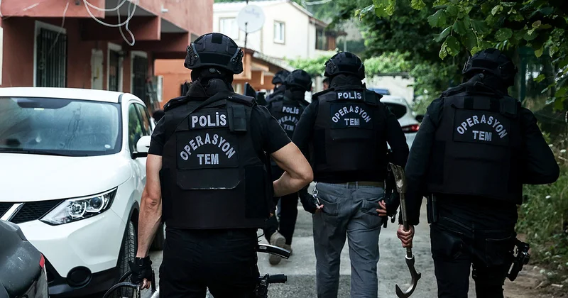Türkiyədə 400 dən çox şəxs saxlanıldı