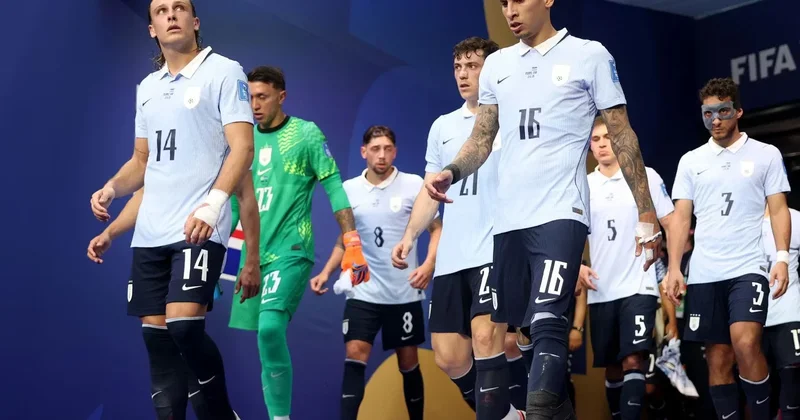 Uruqvay Futbol Federasiyası DÇ 2026 dan qayıdan yığma üçün çarter reysini ləğv edib