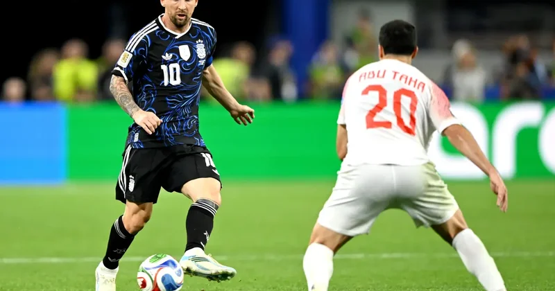 Messi, Mbappe və Vozinya qrup mərhələsinin rəmzi komandasında