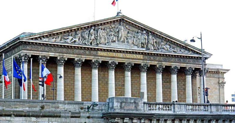 Fransa Milli Assambleyasının qətnaməsi: Neokolonial maraqların növbəti ifşası
