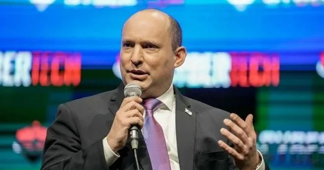 İsrailin keşmiş Baş naziri: Ölkə çökür, Netanyahu istefa verməlidir