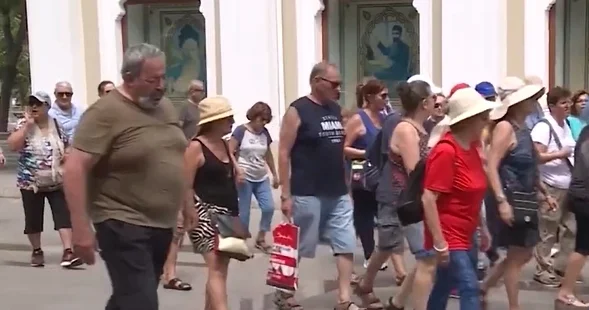 Bakıya gələn rusiyalı turistlər nələr danışdı? VİDEO