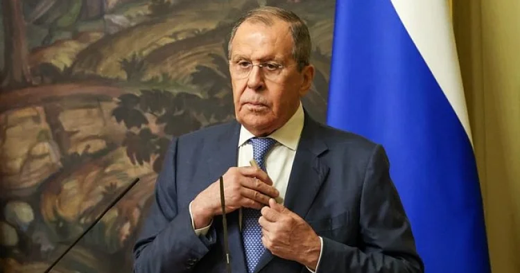 Lavrov: “Trampı müharibələri istəməyən praqmatikdir”