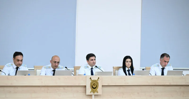 Меня обливали кипятком до самой шеи . В Баку прозвучали показания потерпевших от вражеских истязаний Minval Politika