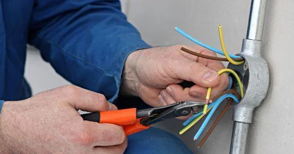 Bakıda elektrik cərəyanının təsiri nəticəsində bir nəfər ölüb