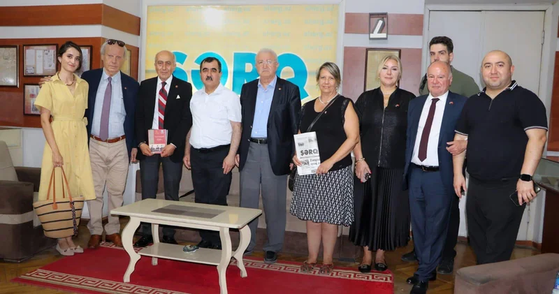 Məqsədimiz bir yol açmaqdır FOTOLAR