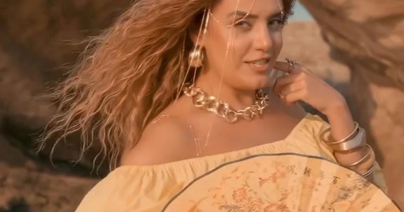 Çinarə xalq mahnısına yeni nəfəs verdi VİDEO