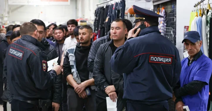 Peterburqda miqrantlara daha bir qadağa qoyuldu